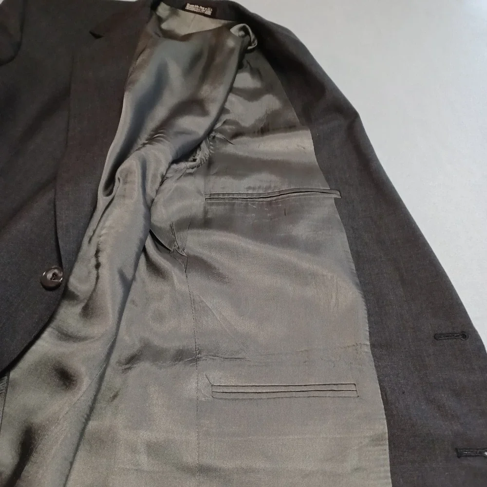 Vintage Mens Charcoal Gray Two Button Blazer Sport Coat Made in USA 42S